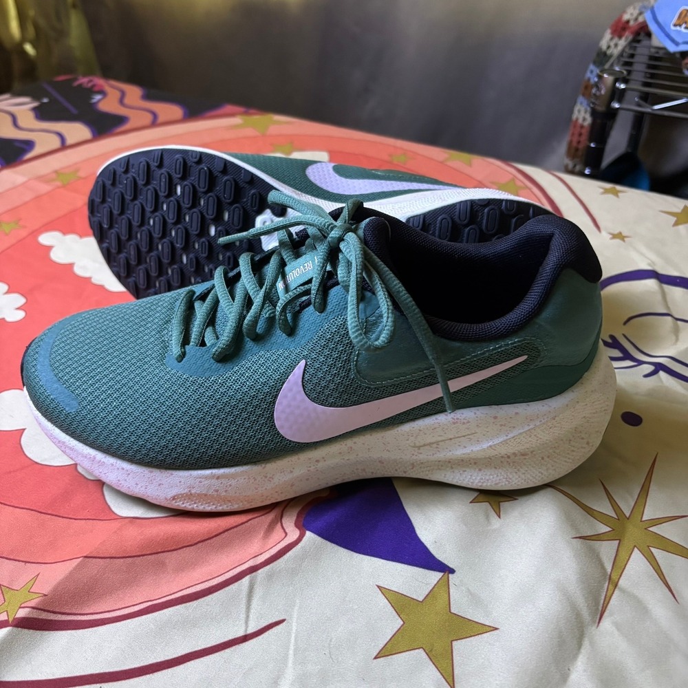 Nike Revolution 7 Teal Pink Speckled Running Shoes FB2208-301 Womens Size 8
